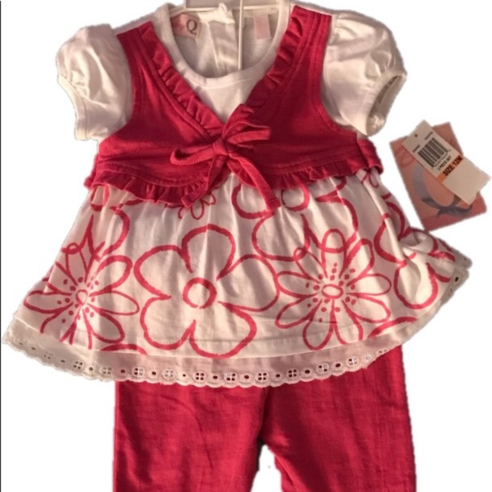 🎁 2/$20 NWT Baby Q fuchsia flower pants set